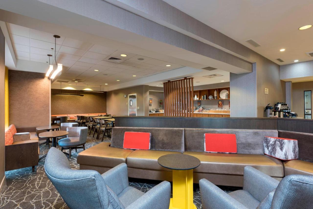 Springhill Suites Grand Rapids North Dış mekan fotoğraf