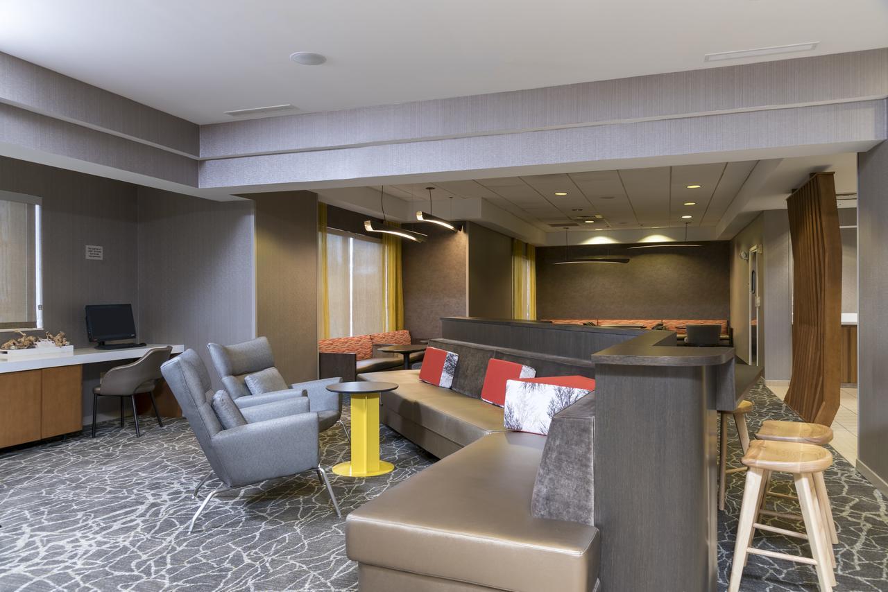 Springhill Suites Grand Rapids North Dış mekan fotoğraf
